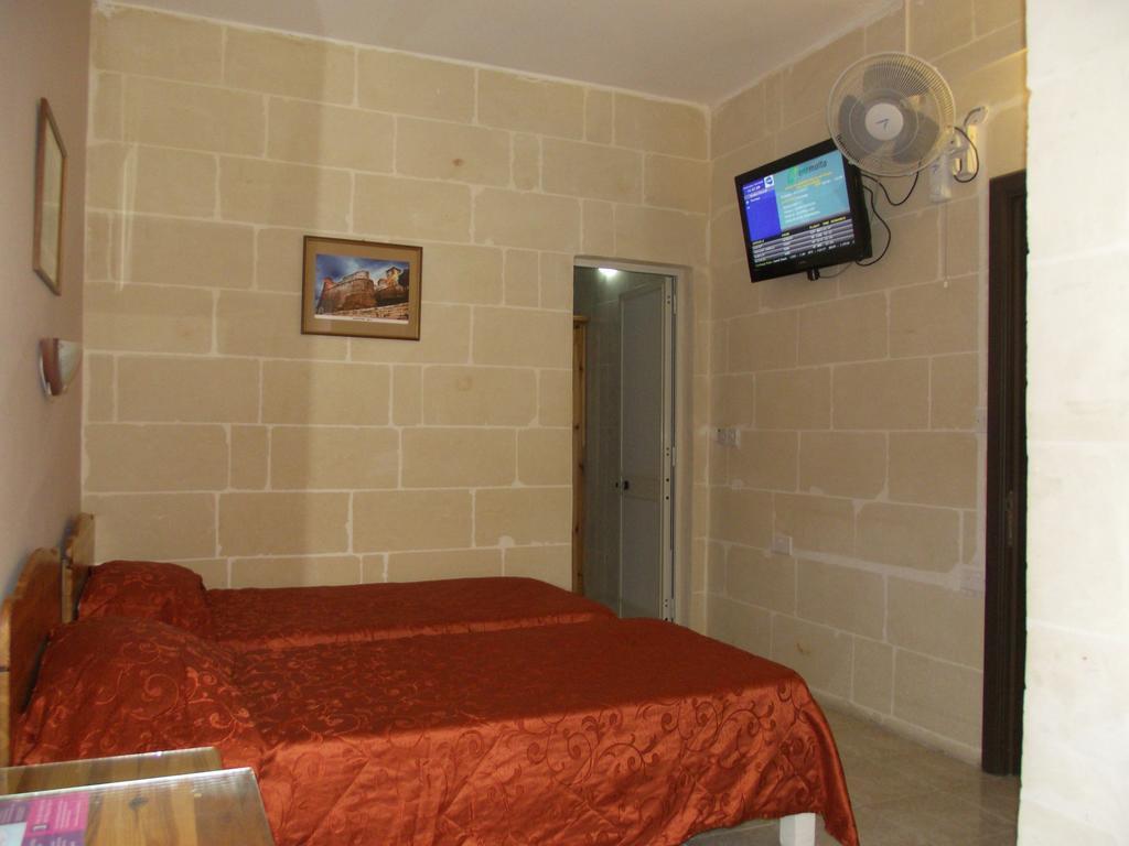 Sunset Seaview Accommodation Marsalforn Exterior foto