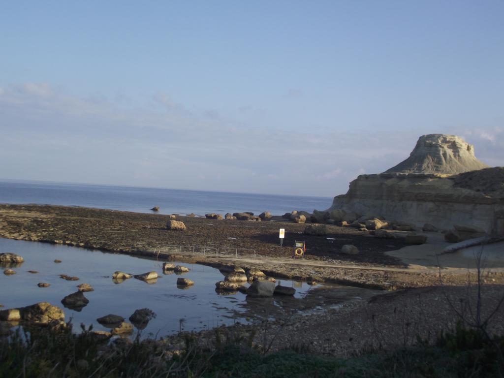 Sunset Seaview Accommodation Marsalforn Exterior foto